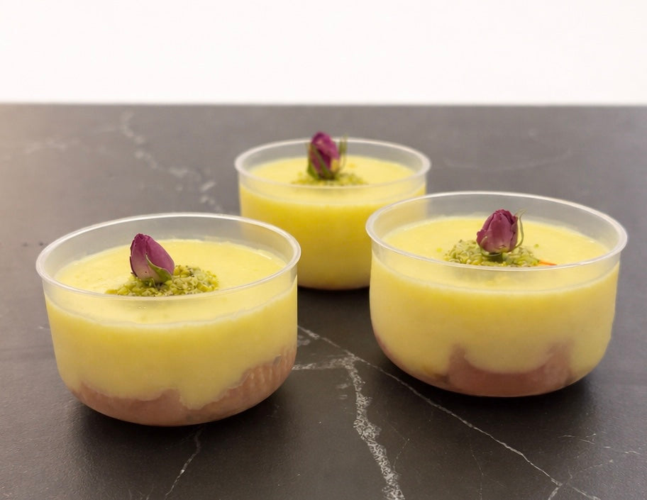 Custard with cake